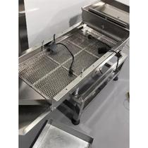 Vibrating screening machine industrial vibrating screen stainless steel cat litter electric screen linear screen food plastic lobster screen