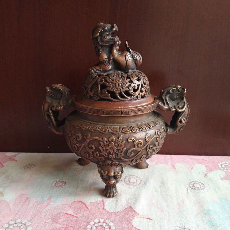 Hall full of industrial button bronze furnace 7044