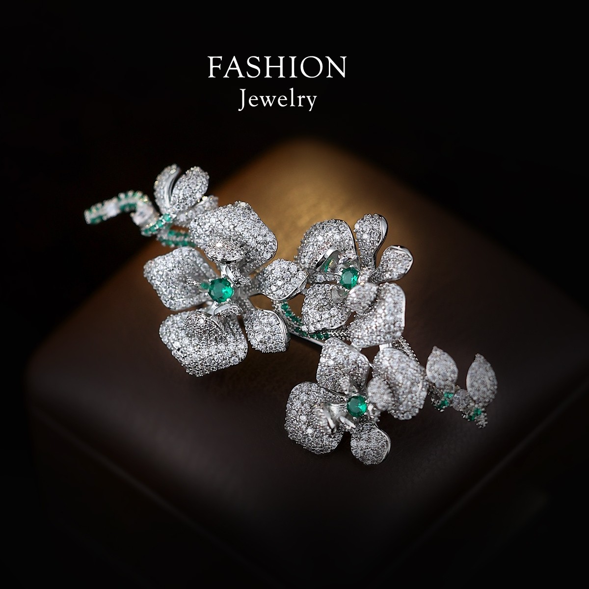 New Heavy Industry Micro-Paved Zircon Camellia Flower Brooch Luxury Elegant Coat Women's Suit Accessories Dinner Corsage