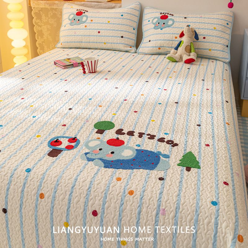 100% Cotton Towel Embroidery Quilted Bed Cover Single Piece 100% Pure Cotton Bed Sheet Tatami Bed Protector Three-Piece Set Suitable for All Seasons