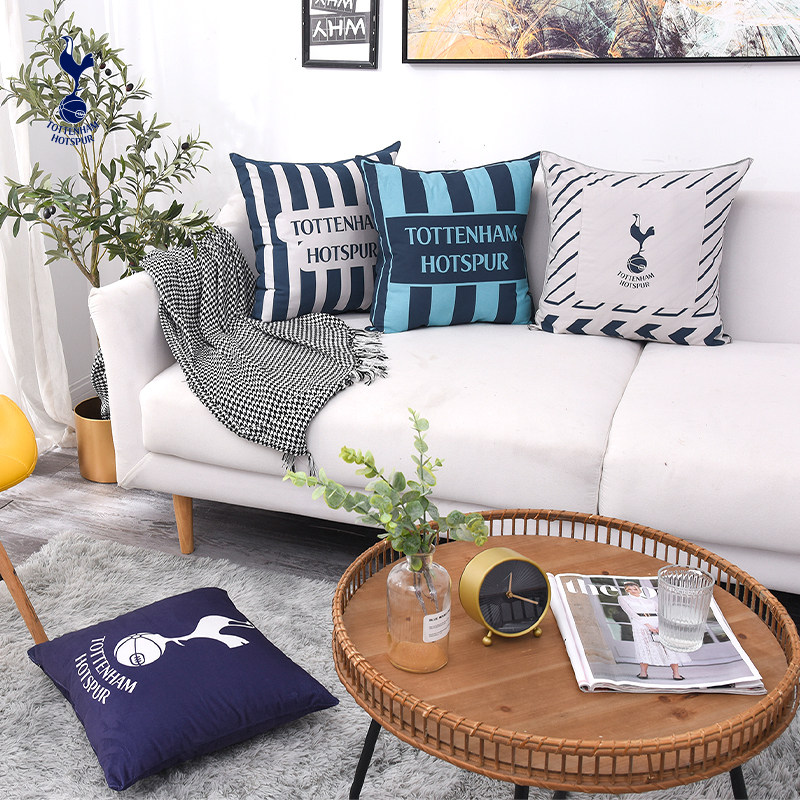 Tottenham Hotspur's new holding pillow minimalist design office Home sofa Living room for the rest of the day