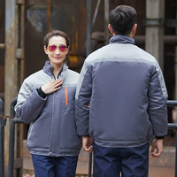 Светло -серо -суплярная темно -серая хлопчатобумажная куртка (не подготовленная)