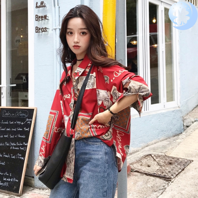 Cool girl wears a hitchy vintage port Wind women's dress 60 80s Nostalgia Flower Shirt Woman Street Beats to Taste Shatt 