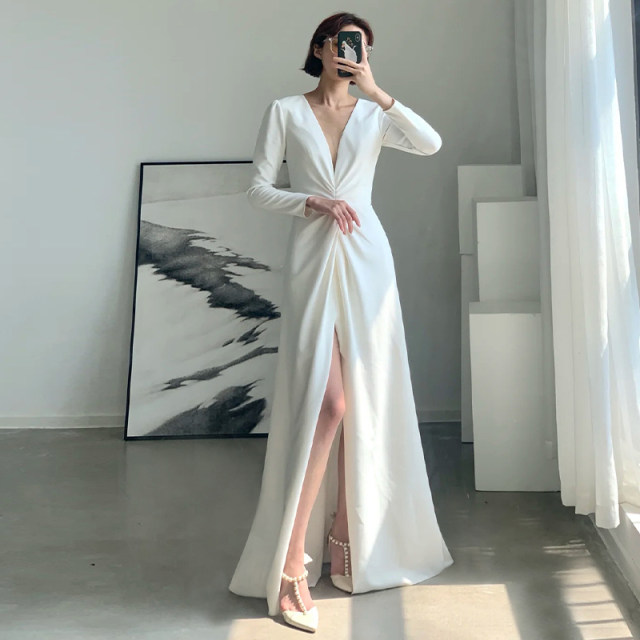 White evening dress female light luxury light wedding banquet temperament high-end niche host long-sleeved engagement dress