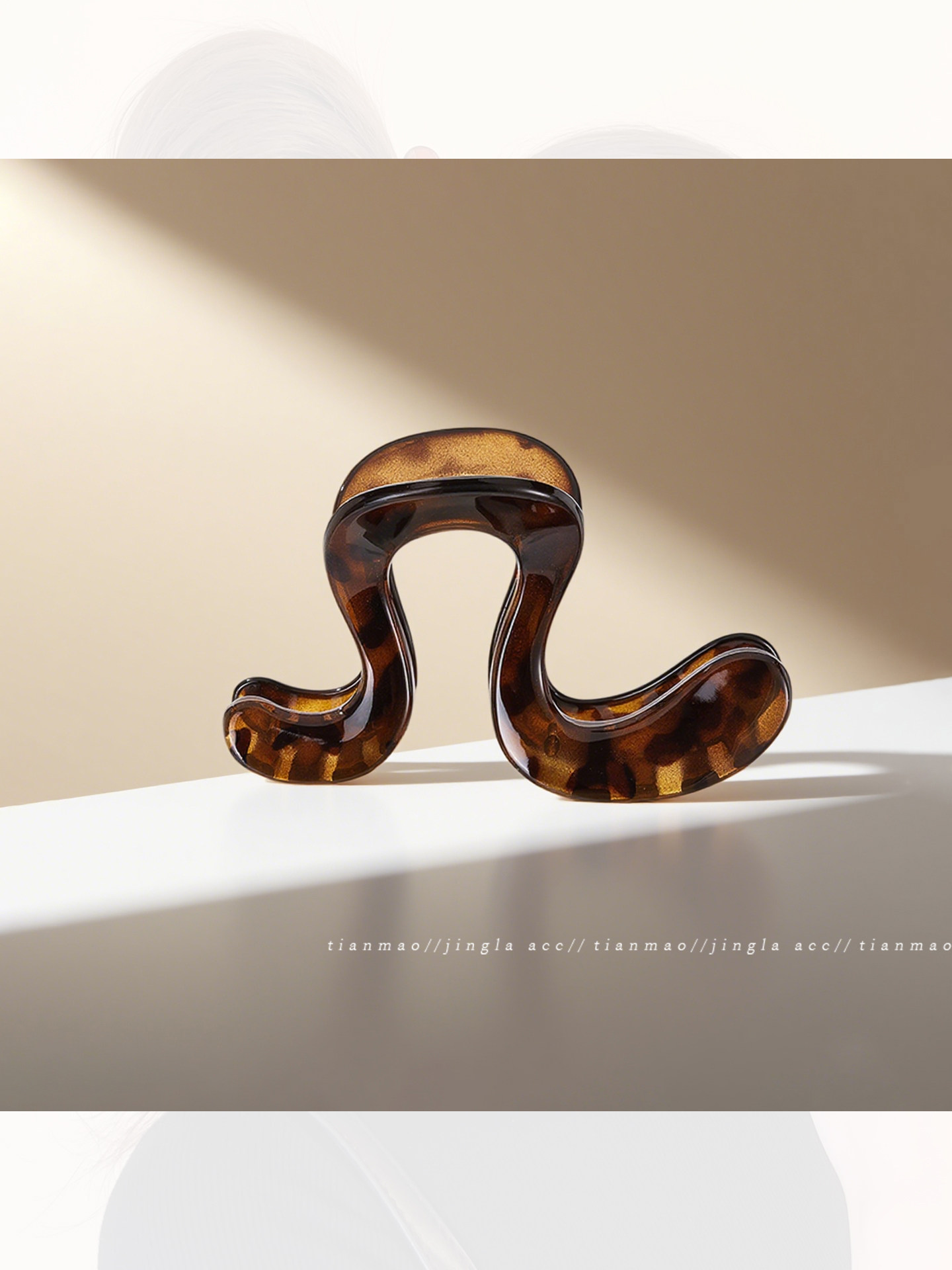 Sports-Specific High Ponytail Fixing Tool Π-Shaped Claw Clip for Women, High-End 2025 New Style Back-Of-Head Hair Clip