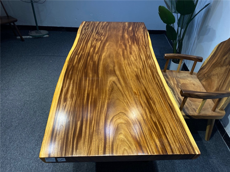 Size: 218 * 88 * 6 huaches wood large board solid wood log tea table bubble tea table office meeting table dining table