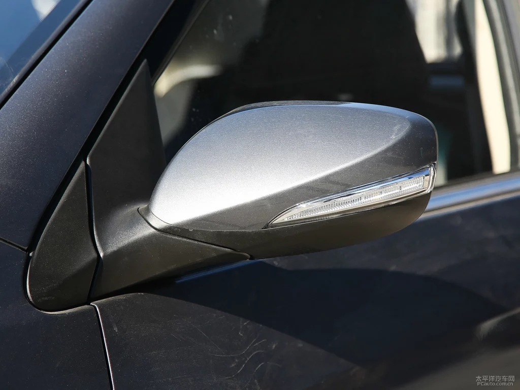 Adapt to the new Geely vision rearview mirror assembly 14 15 16 17 Seascape GC7SC7 rearview mirror mirror