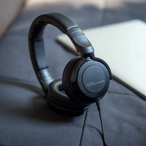 Baya DT240 Pro Baiya Power Portable Hifi в развлекательной игре для прослушивания музыкальной гарнитуры с улицы