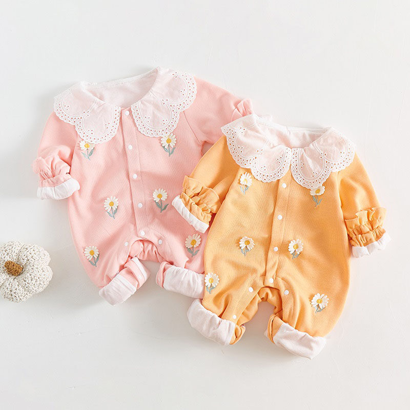 Korean version of women's baby spring and autumn with clothing thin and full moon newborn autumn khae climbing clothes princess baby autumn clothes