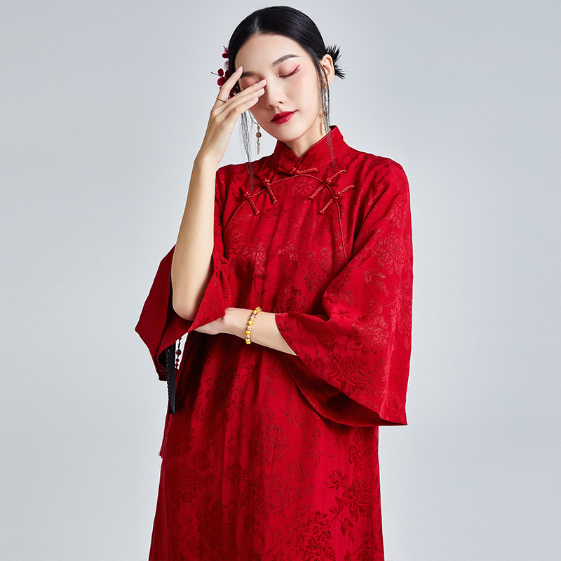 2022 new retro name Yuanyuan Temperament Jacquard Tray Buckle Improved Qipao Wedding Banquet Gown Toast Chinese Dress Chinese Dress