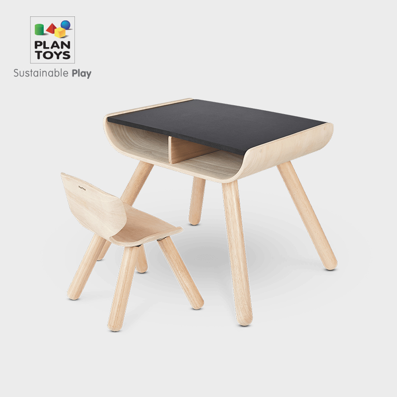 plantoys Germany Red Dot Design Award 8703 table and chairs Children learn happy wooden furniture-Taobao
