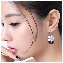  DBS925 silver needle earrings 2019 new trend temperament earrings female sense net red earrings earrings Korean complex