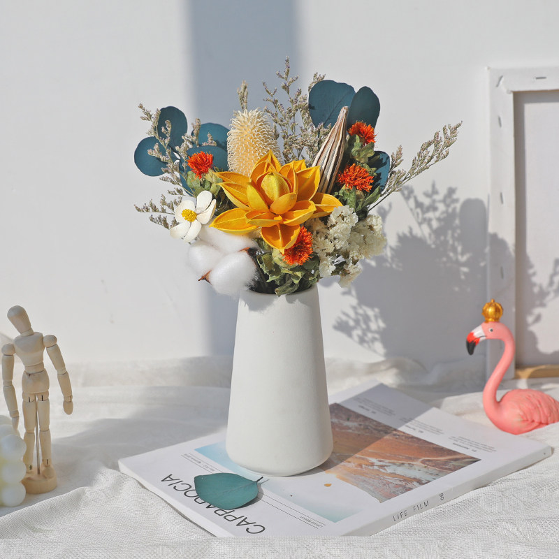 Immortal flowers, real flowers, lucky flowers, dried flowers, bouquets, baby's breath, pine cones, light luxury living room, home furnishings, decorative ornaments