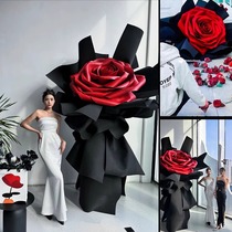 Large rose bouquet Valentines Day ornaments shopping mall window display decoration outdoor layout wedding background decoration
