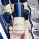 Маленькая ткань дома Armani Amani Power Fabric Power Power Long Concealer Foundation