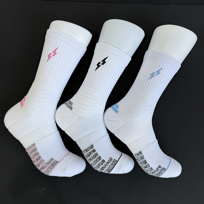 Uzisproace25 New Rookie Series Lightning Embroidery Basketball Socks American Style Practical Elite Thickened Towel Bottom
