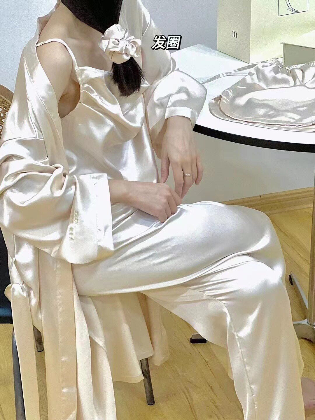 Twilight Linan Family Love Letter 5 Pieces of Home Clothes EMOOULI Customized Embroidery Pajamas Gift