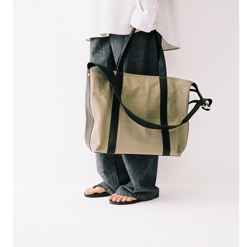 2026 Summer New Canvas Tote Bag Large Capacity Luggage Bag Commuter Bag Large Crossbody Bag Versatile and Fashionable