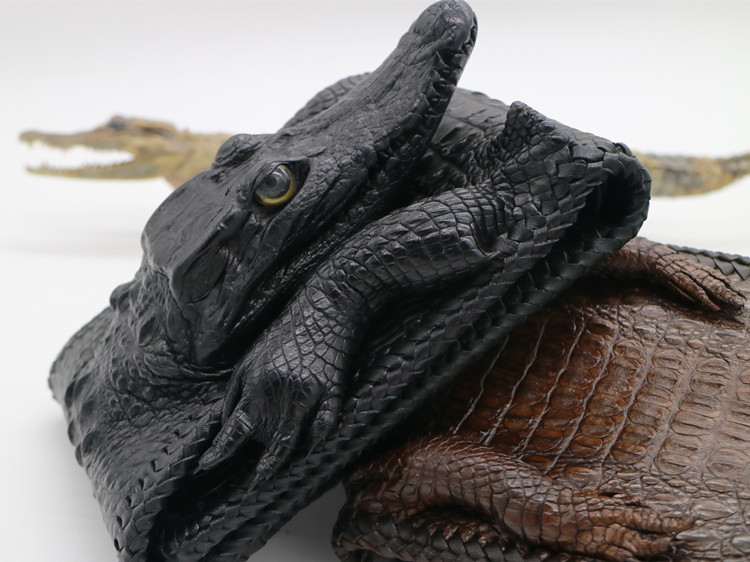 Thai Wallet Crocodile Bag Made of Whole Leather Woven Style for Boyfriend's Birthday