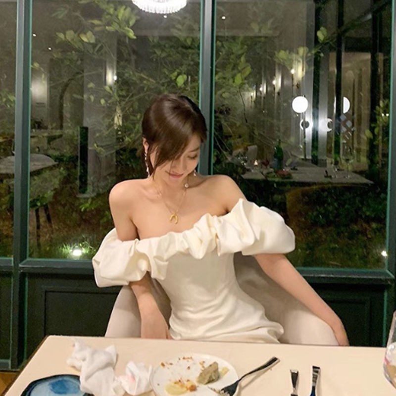 Korean version of the new sexy waist thin A- line dress female spring temperament socialite age age reduction word collar dress ins tide