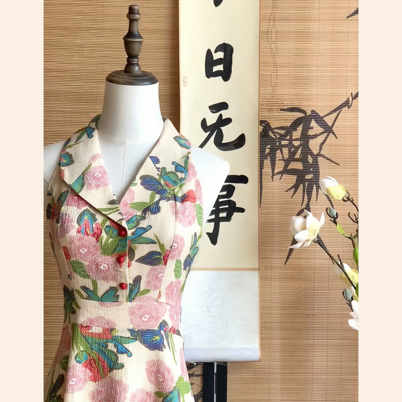 [Rose Garden] French-Style Tea Break Dress, Sleeveless, Suit Collar, Elegant, Waist-Cinching, Printed Design Dress for Vacation