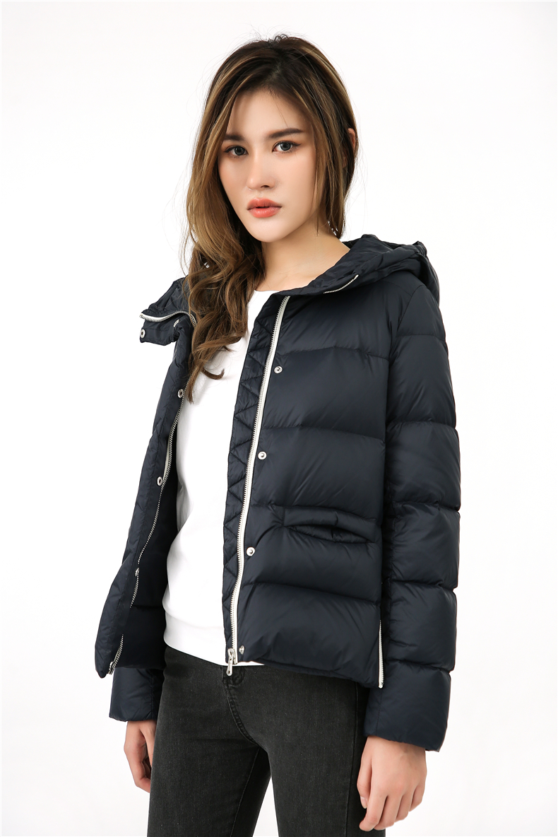 IRIS RING 2020年新款 充绒116g 女短款轻薄羽绒服 图15