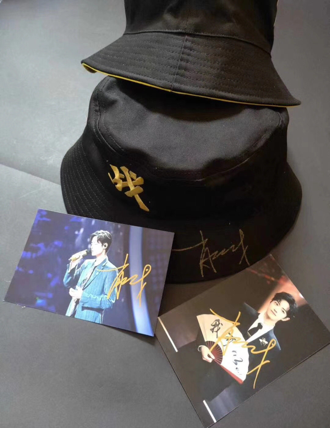 X-nine Teen Group Shaw Fight Pro-Pen Signature Golden War Fisherman Hat Official Fans Should Help Must-have