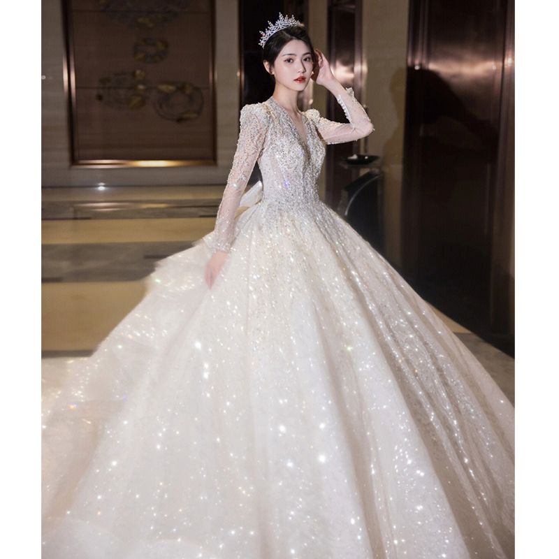 French long -sleeved wedding dress 2023 new bride heavy workers luxurious large trailer in princess voed princess French long -sleeved wedding dress 2023 new bride heavy workers luxurious large trailer in princess voed princess