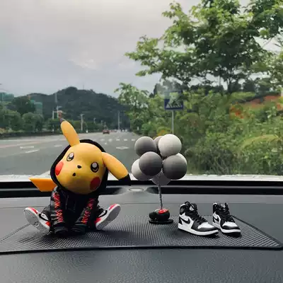 AJ car ornaments creative personality model car interior decoration car doll Net red sneakers high-end car interior jewelry tide