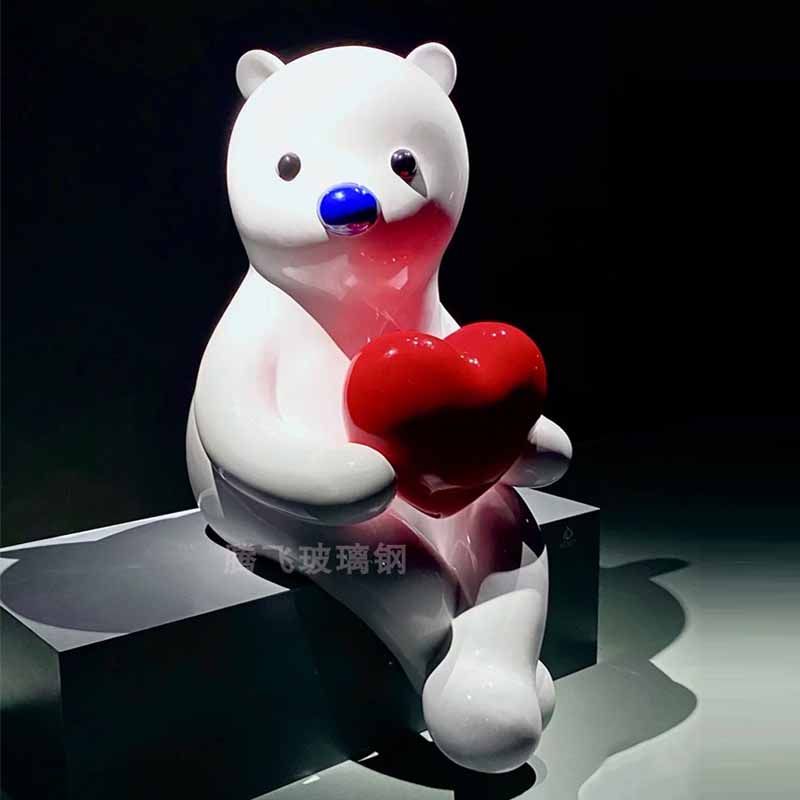 Large-scale fiberglass cartoon sculpture Zhang Zhanzhan love bear Meichen outdoor animal net red rabbit ornament customization