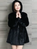 Новая шуба из искусственной норки для женщин, шуба из норки с капюшоном из искусственного меха норки, женская шуба средней длины, удобная