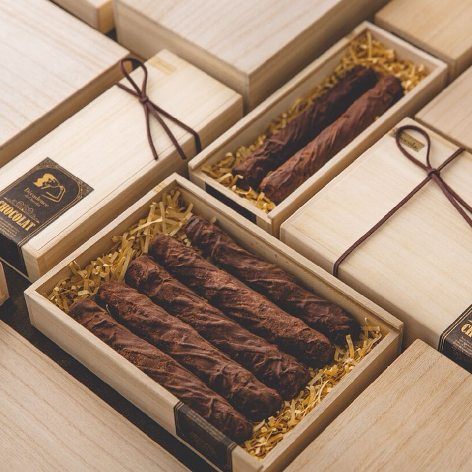 (Season limited) Recommended Japanese winter limited cigar chocolate chestnut honey whisky 5 wooden boxes