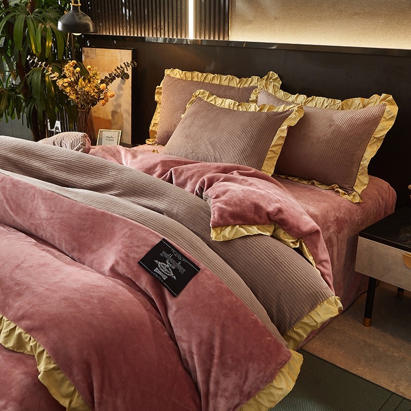 Korean cream four pieces of winter coral velvet double flannel thickness bed for girls bed