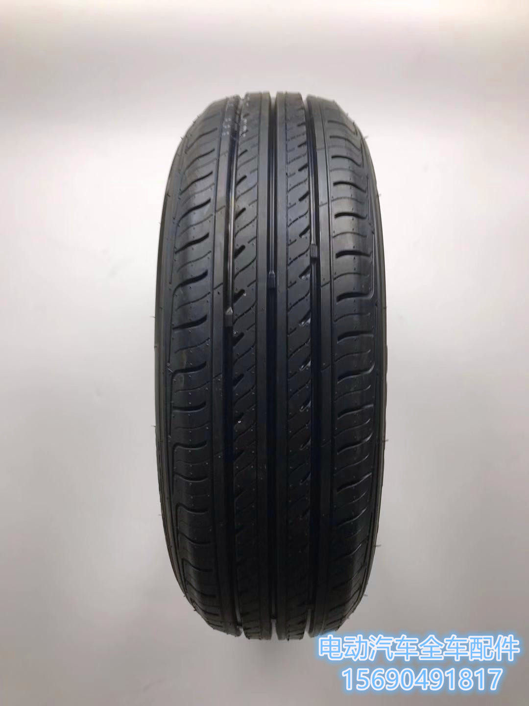 Adapt to Jinpeng Electric Quadruped Automobile D70 Tire Royal 330 Tire 13 inch spare tire wheel shell spare tire