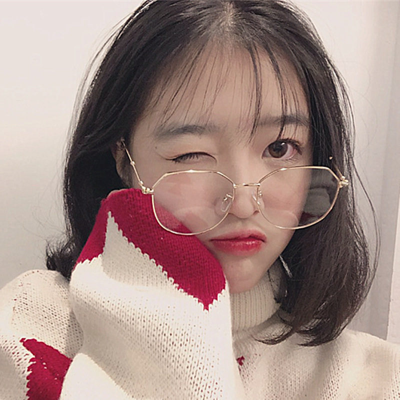 Glasses Female Han version Tide Retro Anti-Blue Light Radiation No Degrees Net Red style Literary Round Face slim fit Nearsighted Man