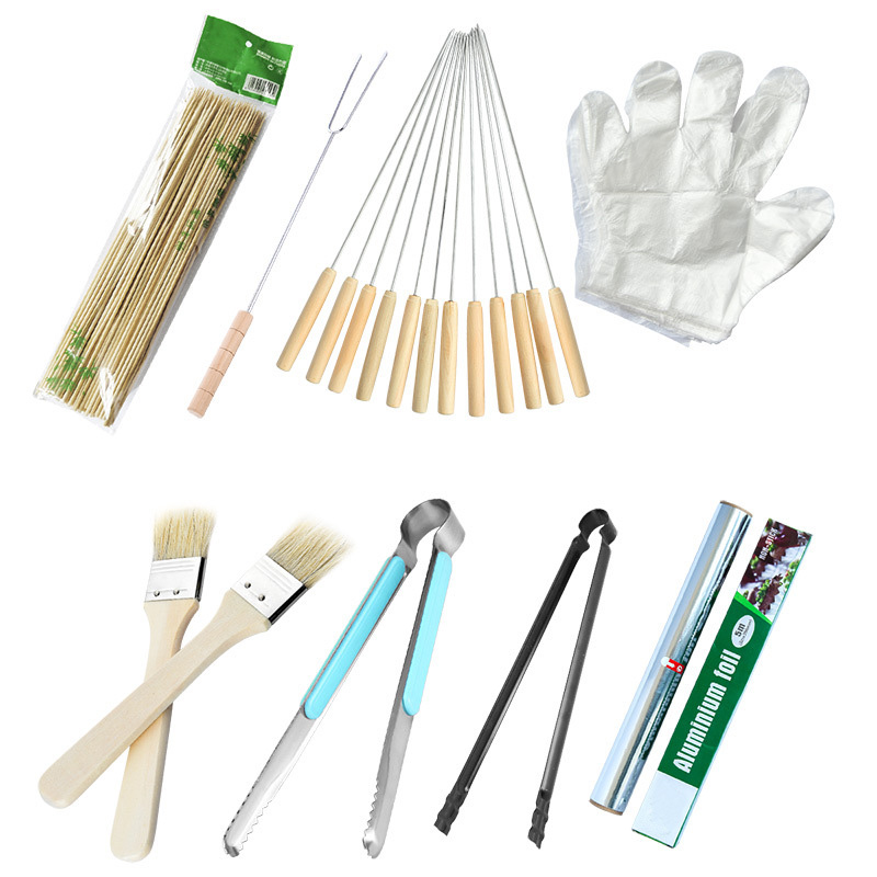 A full set of 8 pieces of kit for the barbecue tool