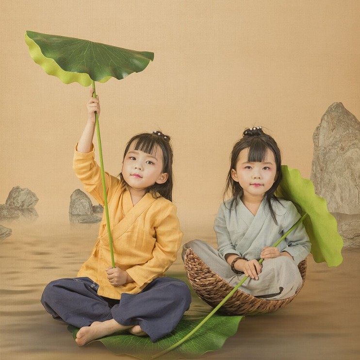 Photo studio creative photography props simulation lotus leaf lotus bud pink children's photo meticulous painting national style retro photo