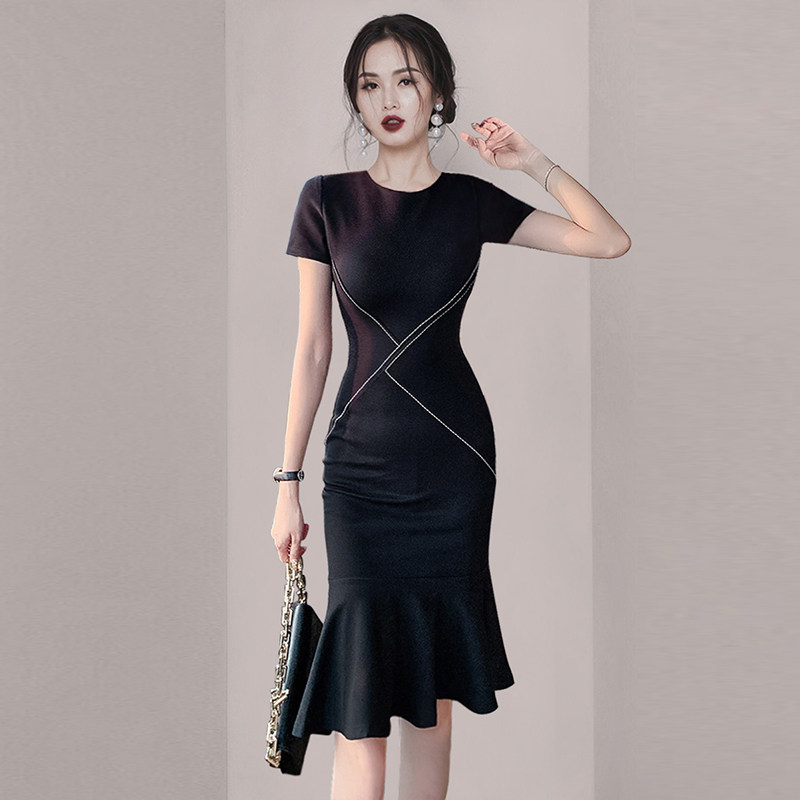 Royal sister light mature style temperament high-end dress 2022 summer new slim French ladies bag hip skirt women's clothing