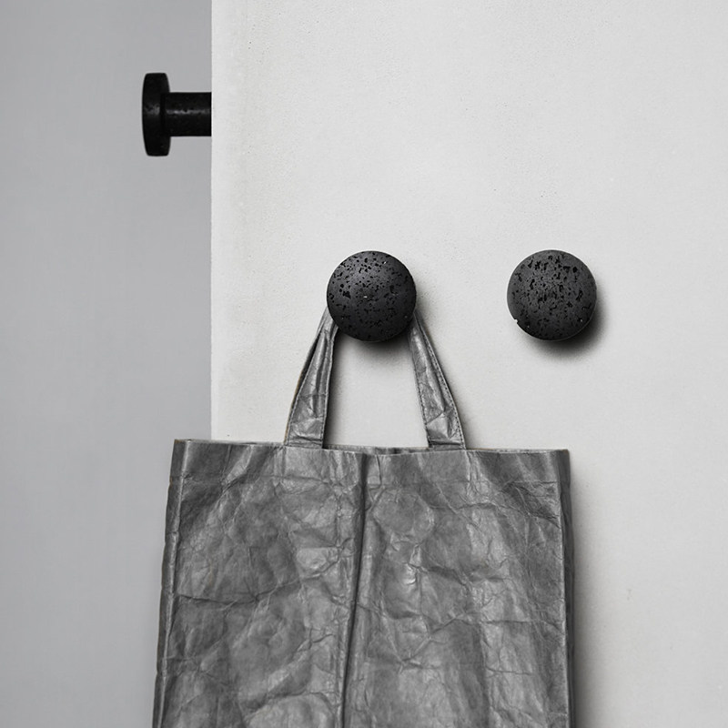 Nordic Creative Wabi Style Natural Black Cave Stone Wall Hook Decoration Fashion Luxury Clothing Store Hat Hook