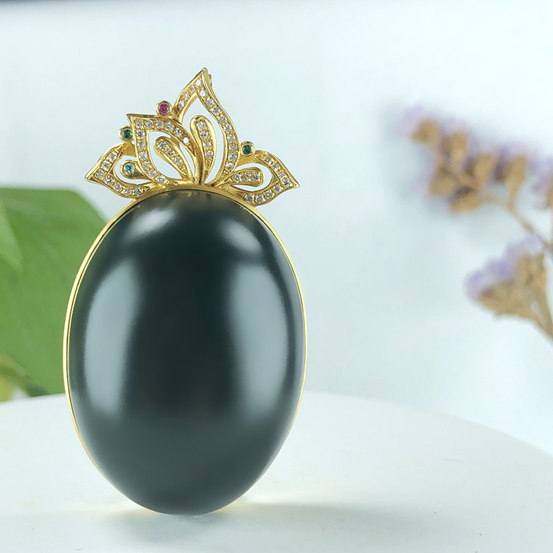 The beard - brother jewelry and Tian Yu pendant tower Qinghai - grade fine - plate 18k gold - set drilling process