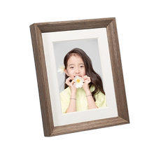 Solid wood cardboard table photo frame printing family portrait wedding photos washed photos made into photo frames hanging on the wall 8 inches ins simple