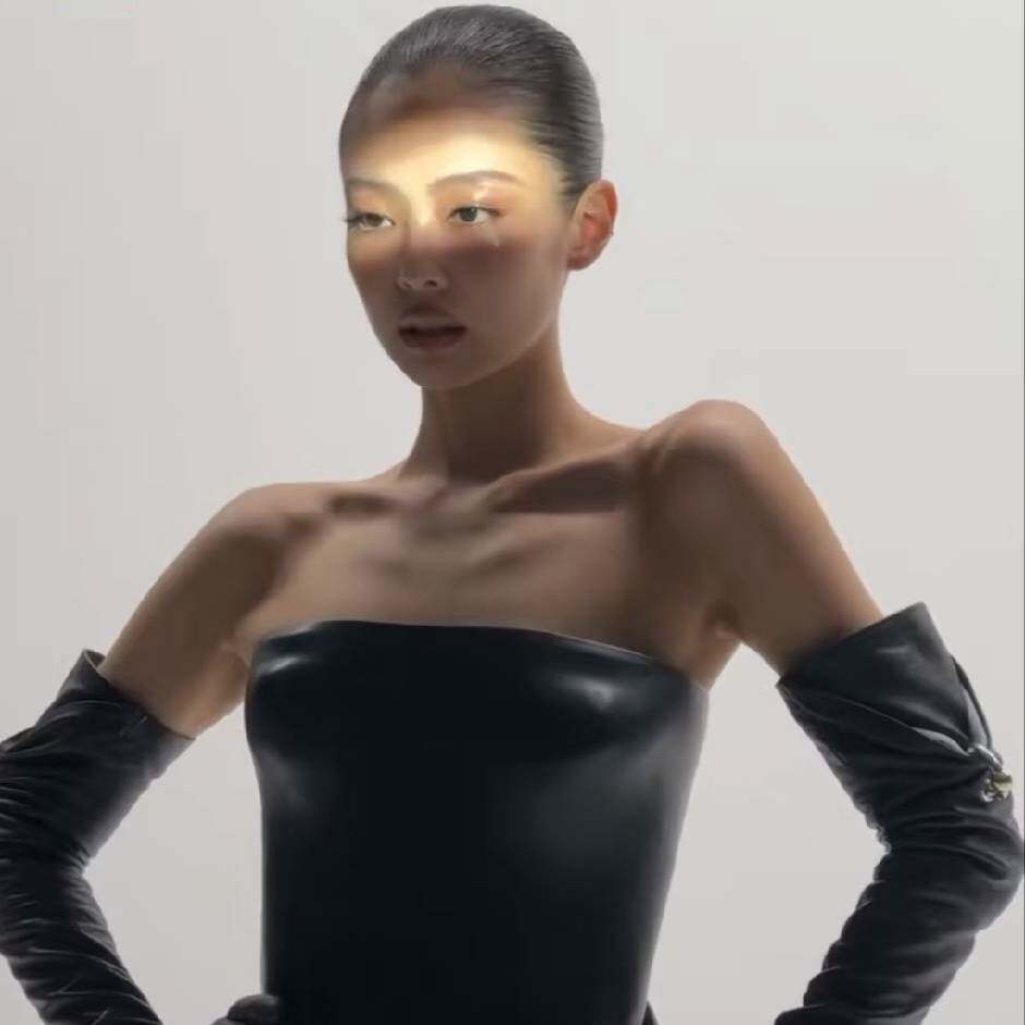 Kellyly 轻奢穿搭的LOGO