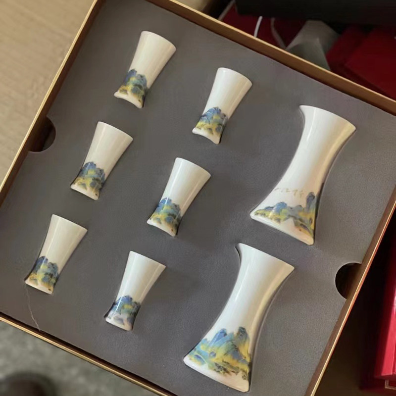 Chinese liquor with suit accompanied by hand-in-hand a pot of two glasses of wine and wine glass 10ml small wine rinser with a wine splitting machine-Taobao