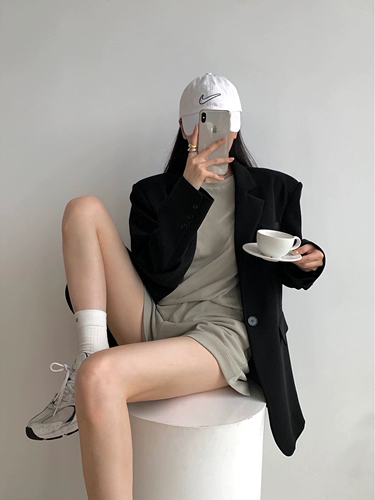 周淼 Осенний дизайнерский черный пиджак классического кроя для отдыха, премиум класс, тренд сезона