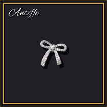 2021 new fashion bow neckline anti-light buckle summer small brooch high-grade womens mini shirt pin