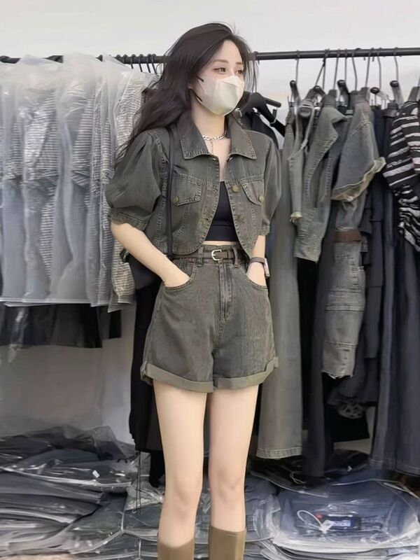 American Retro Puff Sleeve Short Denim Top and High-Waisted Shorts Two-Piece Set, Fashionable and Age-Reducing Versatile Women's Outfit