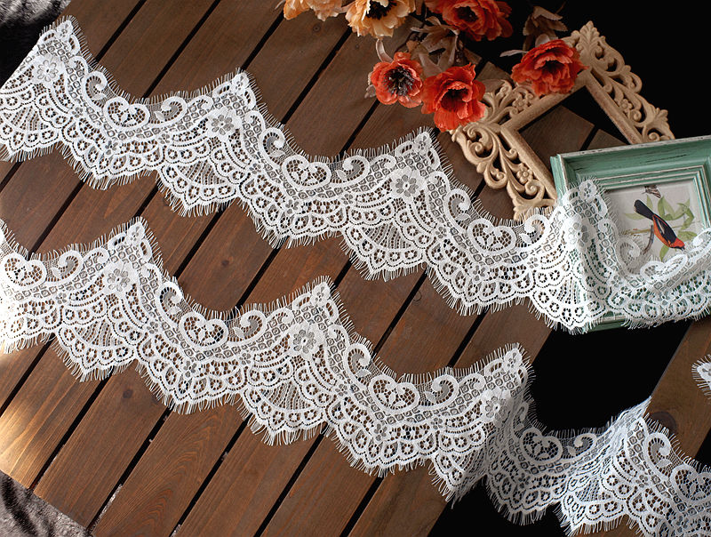 Chantilly-Spitzenbesatz, weiße Farbe, Wimpern-Spitzenstoffe, DIY, Nähen, Basteln, Vintage, französische Spitze für Kleidung, Nadelarbeit – Detail 2