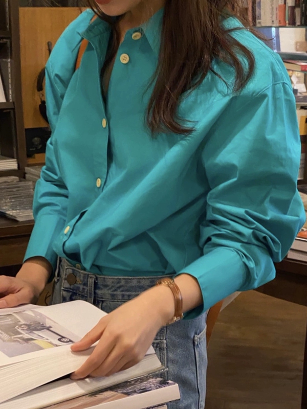 Niche Casual Chic Korean Style Blue-Green Shirt for Women 2026 Autumn New Arrival, Flattering and Suitable for Outerwear, Cotton Shirt