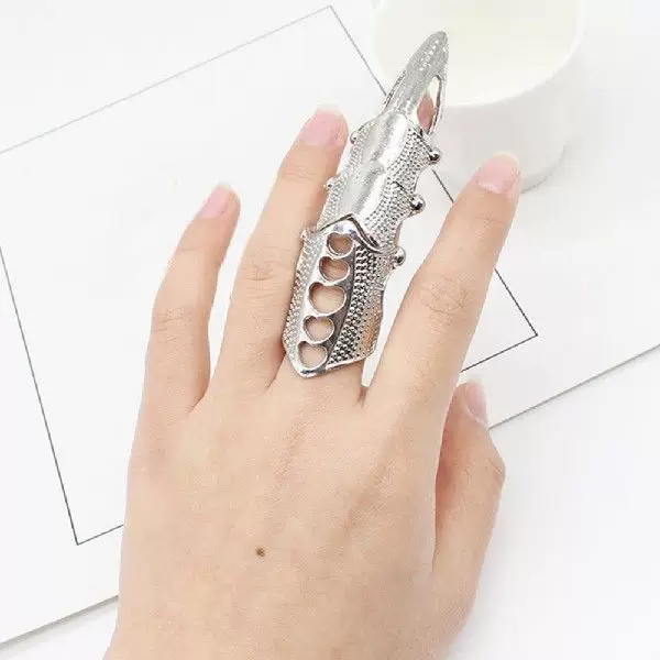 [Цирковой перстень Дanganronpa Finger Bone]