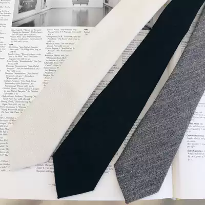Wool small tie men's Korean version of professional formal business black casual men's tie student British style narrow version of the tide